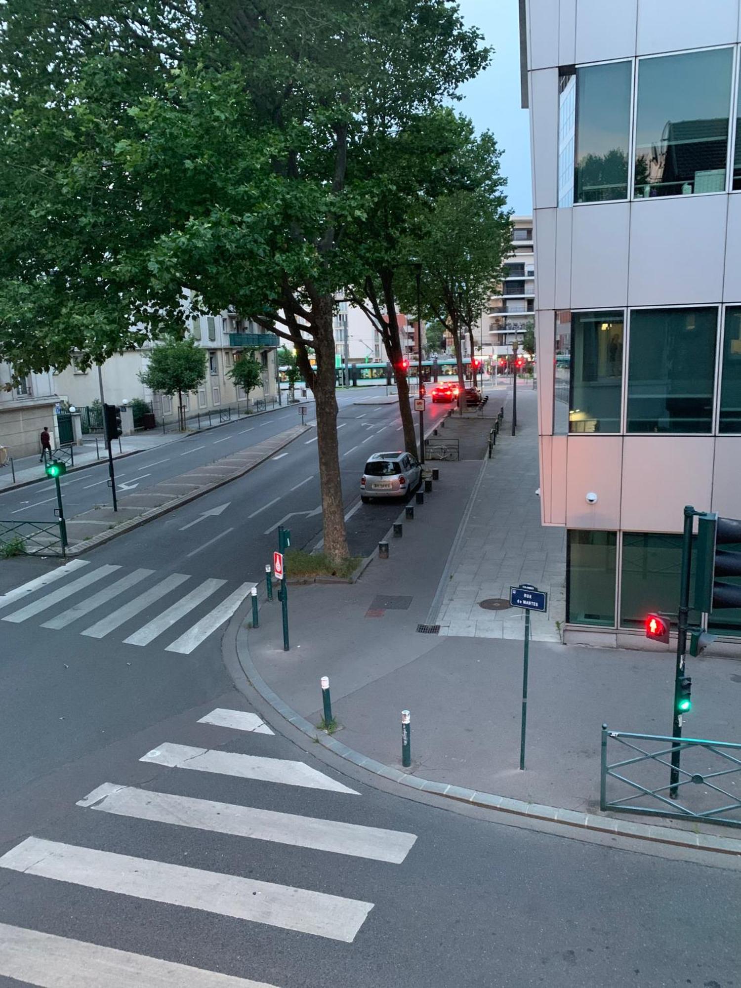 Hotel La Defense Bois-Colombes Exteriör bild